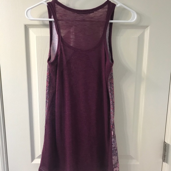 Maurice’s Purple Floral Tank Size Small - Picture 2 of 2